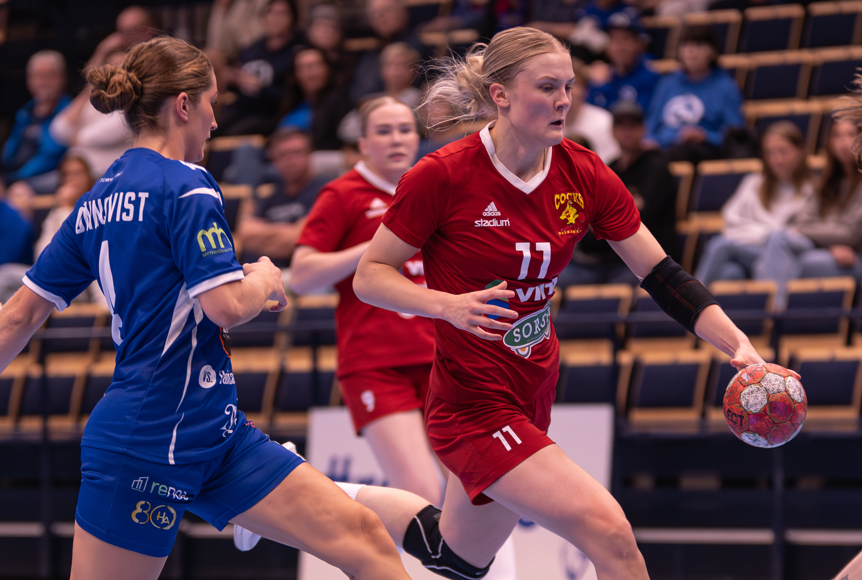 Vivia Rinta-Paavola, Cocks, 2025-26